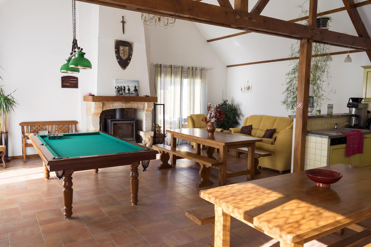 La Cavalerie Hotell Saint-Jean-le-Thomas Exteriör bild