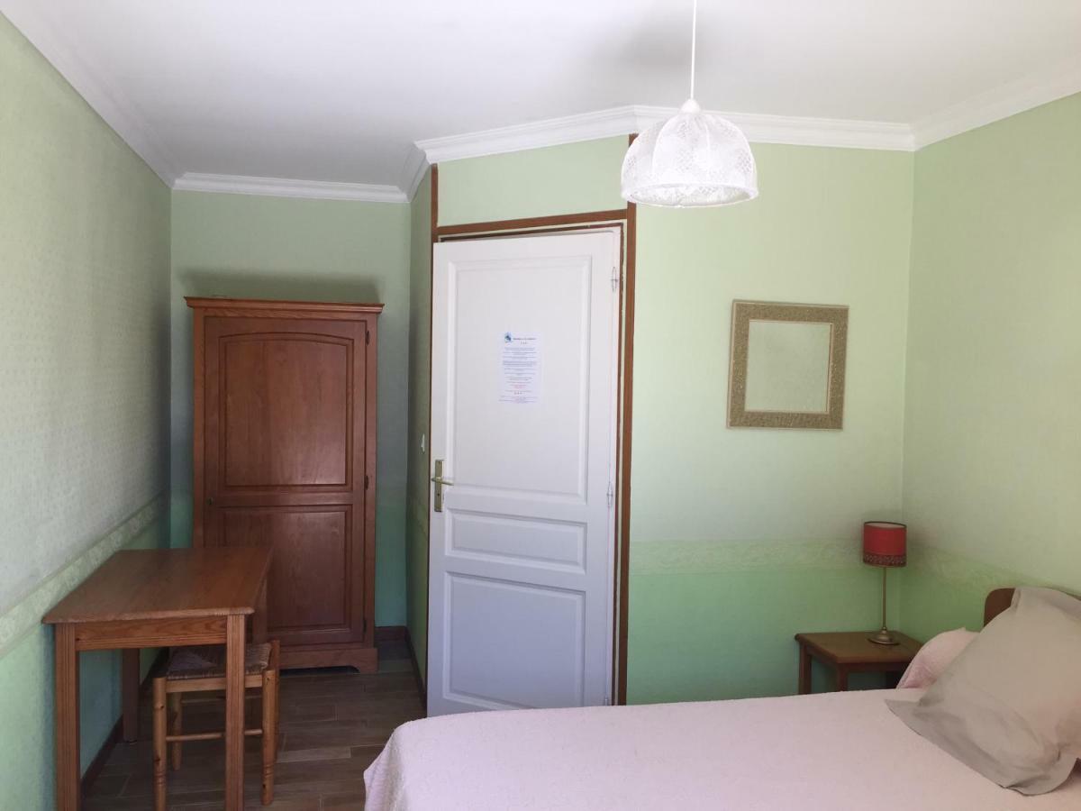 La Cavalerie Hotell Saint-Jean-le-Thomas Exteriör bild